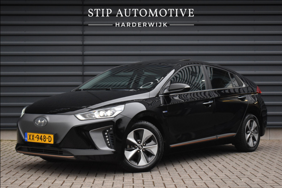 Hyundai IONIQ Premium EV | Schuif/kanteldak | Adaptive cruise control | Lederen Bekleding | Stoelverwarming V+A |  Stoelventilatie |