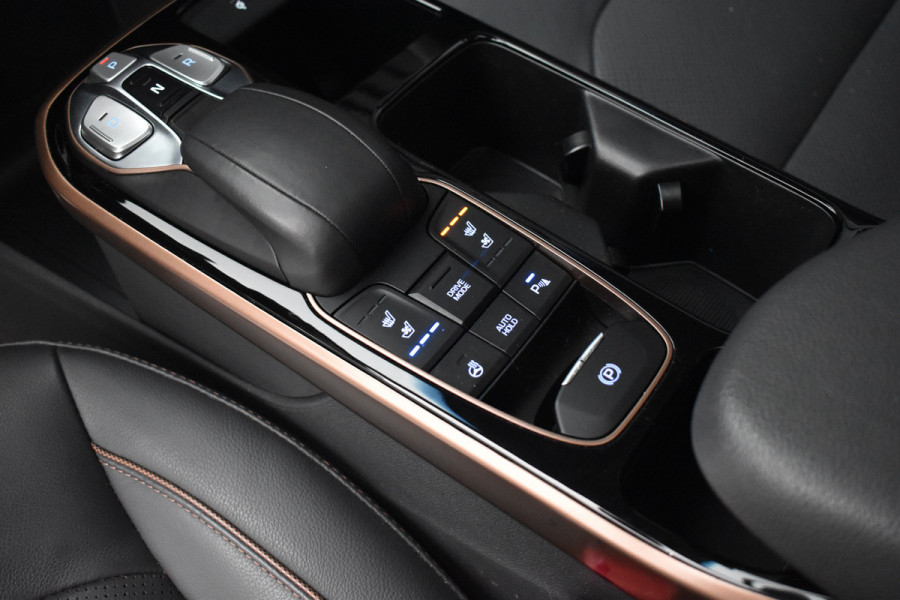 Hyundai IONIQ Premium EV | Schuif/kanteldak | Adaptive cruise control | Lederen Bekleding | Stoelverwarming V+A |  Stoelventilatie |
