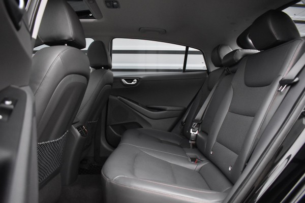 Hyundai IONIQ Premium EV | Schuif/kanteldak | Adaptive cruise control | Lederen Bekleding | Stoelverwarming V+A |  Stoelventilatie |
