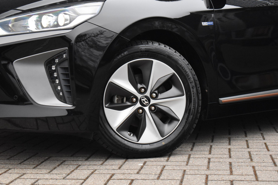 Hyundai IONIQ Premium EV | Schuif/kanteldak | Adaptive cruise control | Lederen Bekleding | Stoelverwarming V+A |  Stoelventilatie |