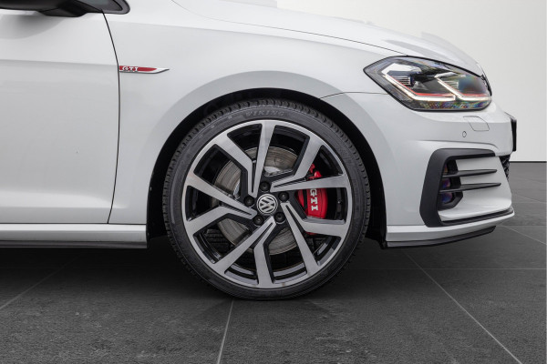 Volkswagen Golf 2.0 TSI GTI 245pk Performance Pano ACC Dynaudio 19''