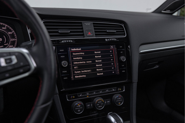 Volkswagen Golf 2.0 TSI GTI 245pk Performance Pano ACC Dynaudio 19''