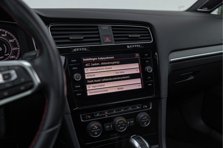 Volkswagen Golf 2.0 TSI GTI 245pk Performance Pano ACC Dynaudio 19''