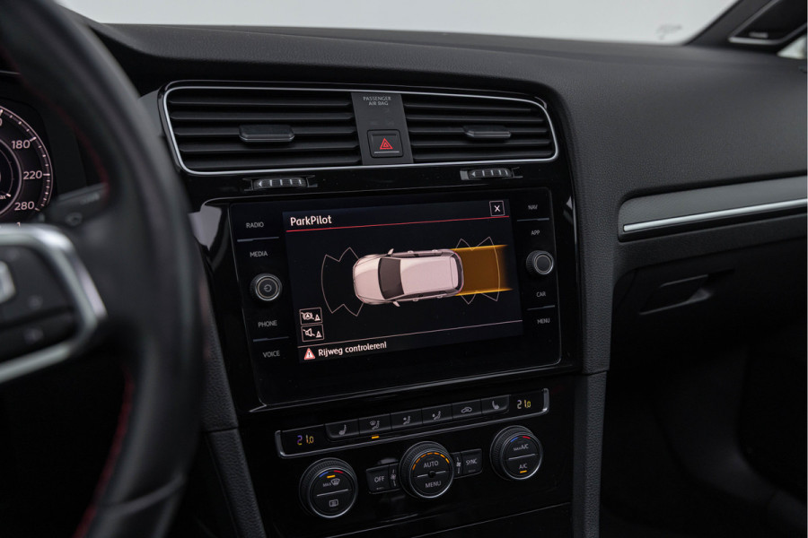 Volkswagen Golf 2.0 TSI GTI 245pk Performance Pano ACC Dynaudio 19''