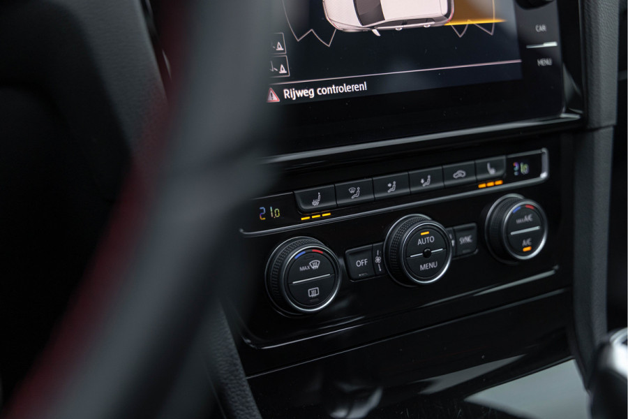 Volkswagen Golf 2.0 TSI GTI 245pk Performance Pano ACC Dynaudio 19''
