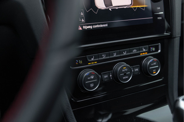 Volkswagen Golf 2.0 TSI GTI 245pk Performance Pano ACC Dynaudio 19''