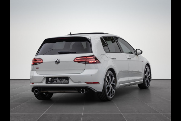 Volkswagen Golf 2.0 TSI GTI 245pk Performance Pano ACC Dynaudio 19''