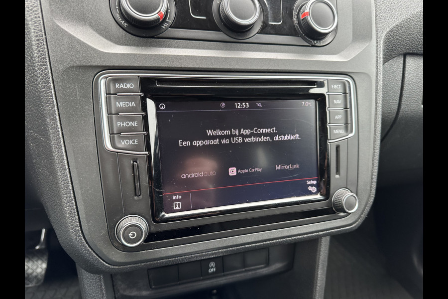 Volkswagen Caddy 1.4 TSI BENZINE AUTOMAAT !! / BPM VRIJ / IMPERIAAL / TREKHAAK / INRICHTING / NAVI / AIRCO / CRUISE