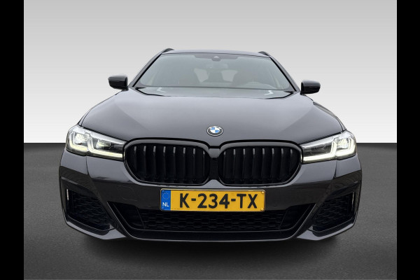 BMW 5 Serie Touring 530e Business Edition Plus Trekhaak | M Pakket | Laser Light |
