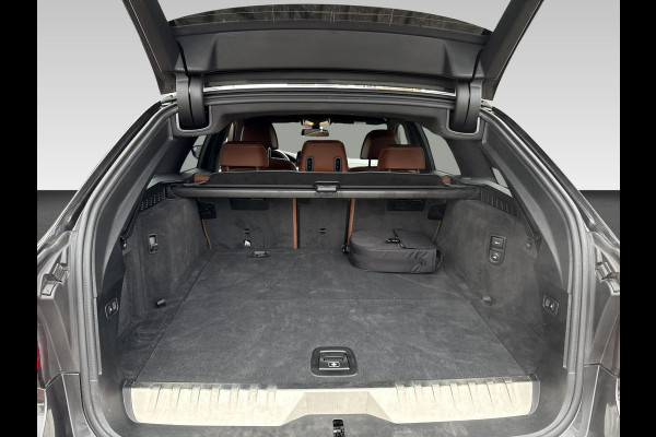 BMW 5 Serie Touring 530e Business Edition Plus Trekhaak | M Pakket | Laser Light |