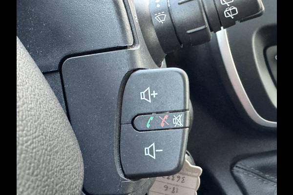 Renault Kangoo Z.E. Airco Dealeronderhouden SOH 89% Cruise control Navigatie Radio/CD Schuifdeur Parkeersensoren achter