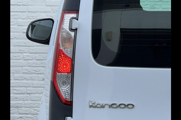 Renault Kangoo Z.E. Airco Dealeronderhouden SOH 89% Cruise control Navigatie Radio/CD Schuifdeur Parkeersensoren achter