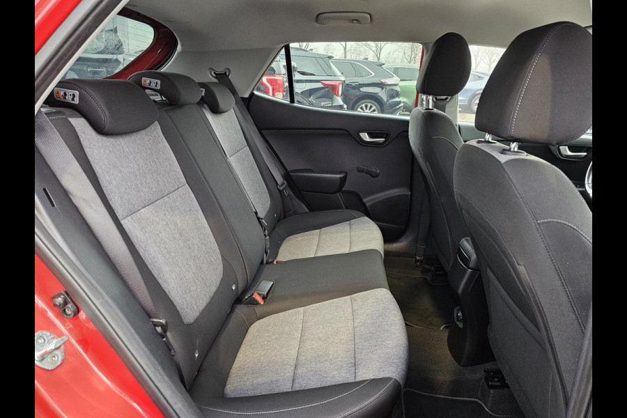 Kia Stonic 1.2 MPi ComfortPlusLine Navigator Nette auto | Onderhoudshistorie compleet | Trekhaak | Achteruitrijcamera | Navigatie | PDC | Multifunctioneel stuur etc.