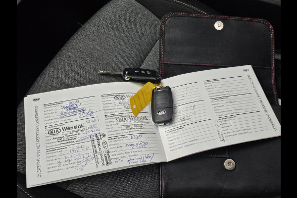 Kia Stonic 1.2 MPi ComfortPlusLine Navigator Nette auto | Onderhoudshistorie compleet | Trekhaak | Achteruitrijcamera | Navigatie | PDC | Multifunctioneel stuur etc.