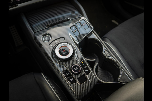 Kia Sportage 1.6 T-GDi Hybrid GT-Line | Black pack | Stoel en stuurverwarming | PDC | Clima |