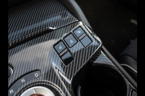 Kia Sportage 1.6 T-GDi Hybrid GT-Line | Black pack | Stoel en stuurverwarming | PDC | Clima |