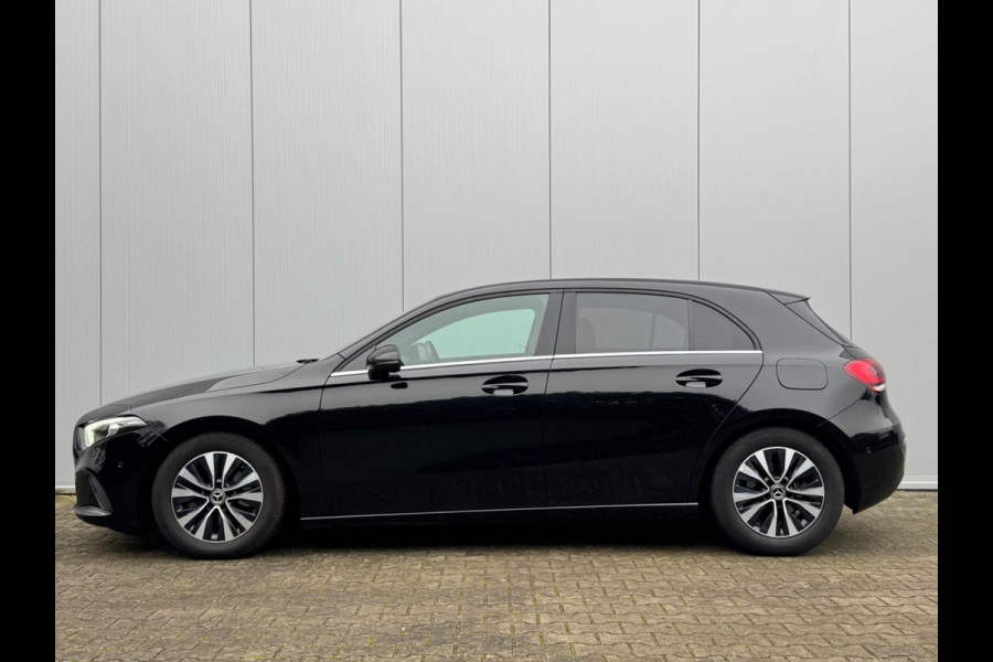 Mercedes-Benz A-Klasse A180 BUSINESS SOLUTION STOELVERWARMING FULLSCREEN DAB+ NAP HALF LEDER