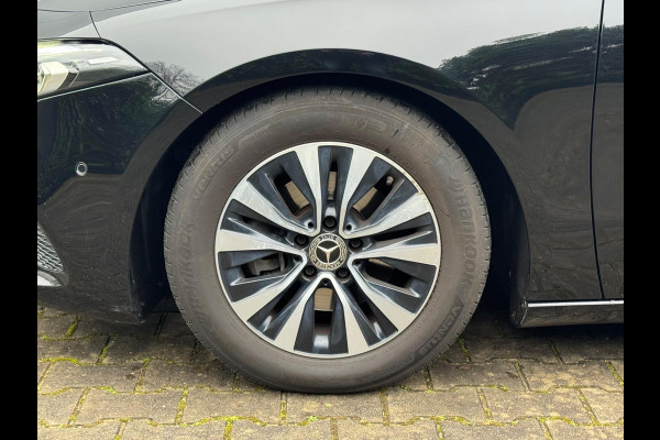 Mercedes-Benz A-Klasse A180 BUSINESS SOLUTION STOELVERWARMING FULLSCREEN DAB+ NAP HALF LEDER