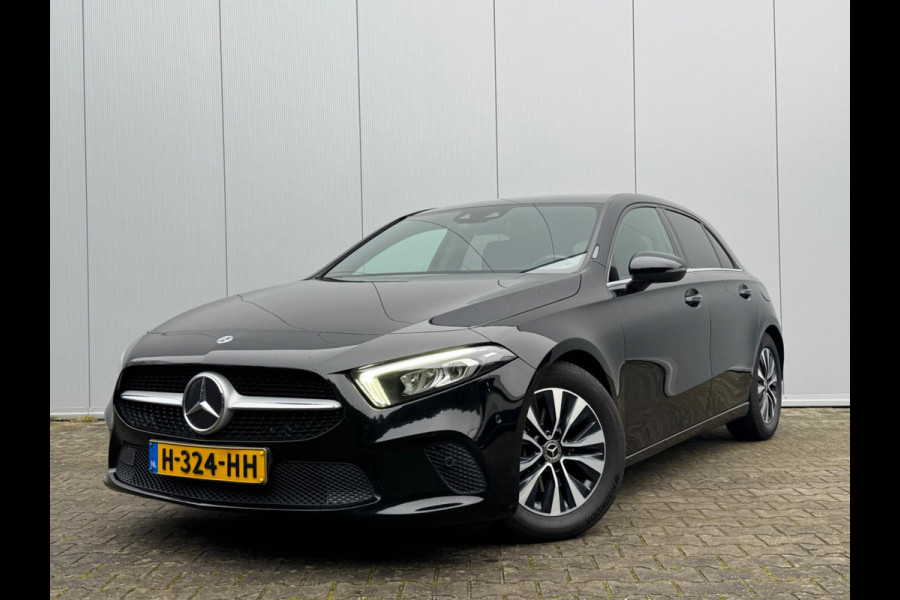 Mercedes-Benz A-Klasse A180 BUSINESS SOLUTION STOELVERWARMING FULLSCREEN DAB+ NAP HALF LEDER