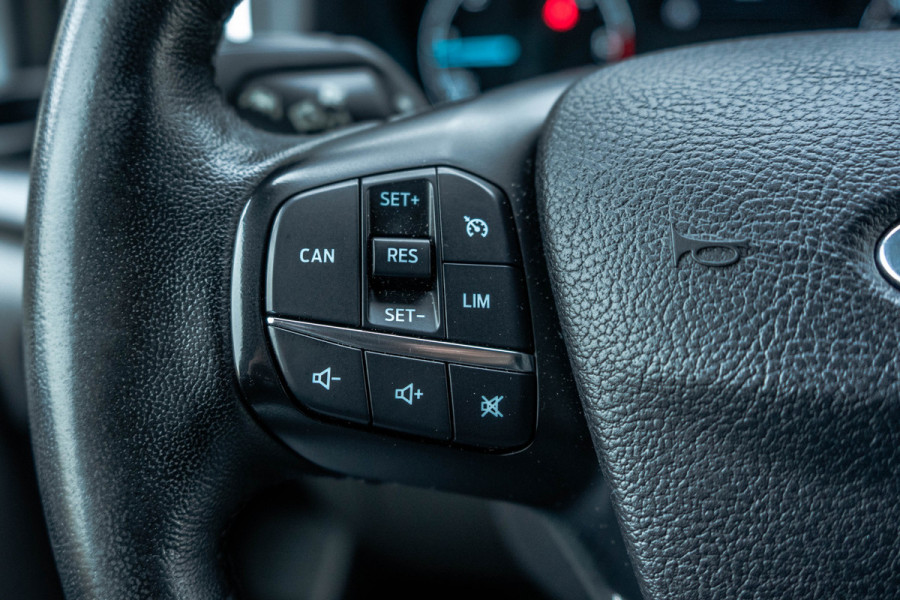 Ford Transit Custom 2.0 TDCI L1H1 Limited | 130PK | Carplay | Camera | Trekhaak | Cruise | Airco