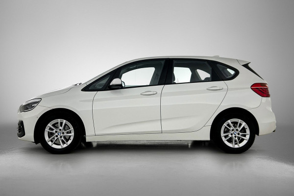 BMW 2 Serie Active Tourer 218i Executive Automaat (NAVIGATIE, PARKEERSENSOREN, LED, CLIMA, DEALER ONDERHOUDEN)