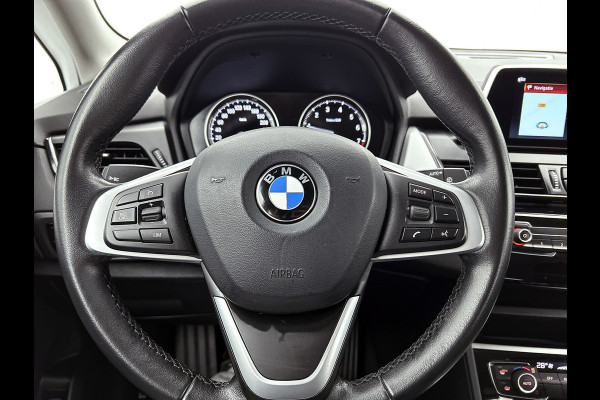 BMW 2 Serie Active Tourer 218i Executive Automaat (NAVIGATIE, PARKEERSENSOREN, LED, CLIMA, DEALER ONDERHOUDEN)