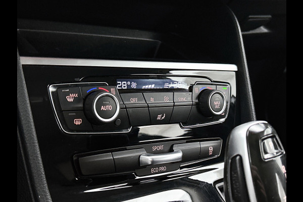 BMW 2 Serie Active Tourer 218i Executive Automaat (NAVIGATIE, PARKEERSENSOREN, LED, CLIMA, DEALER ONDERHOUDEN)
