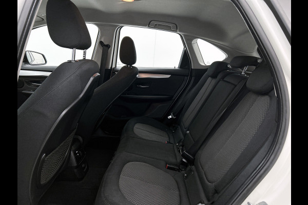 BMW 2 Serie Active Tourer 218i Executive Automaat (NAVIGATIE, PARKEERSENSOREN, LED, CLIMA, DEALER ONDERHOUDEN)