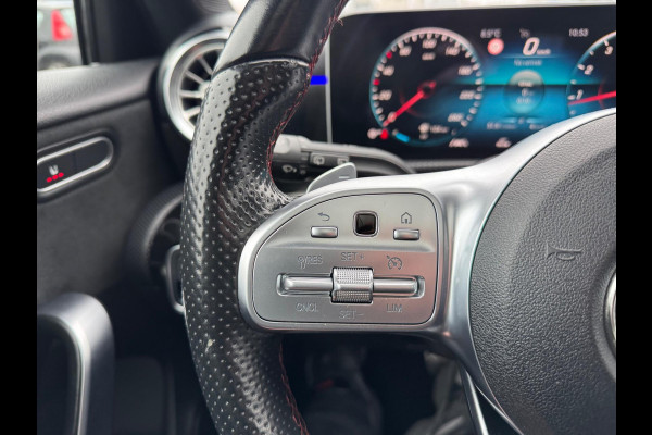 Mercedes-Benz A-Klasse 200 AMG Panorama Leder Camera Led Night pakket