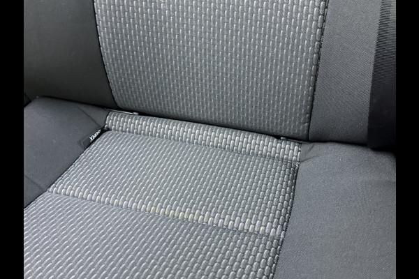 Volkswagen Transporter 2.0 TDI L2H1 30 DC Highline | Origineel NL | Apple carplay | Camera | Trekhaak |