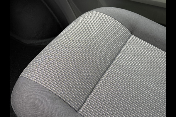 Volkswagen Transporter 2.0 TDI L2H1 30 DC Highline | Origineel NL | Apple carplay | Camera | Trekhaak |