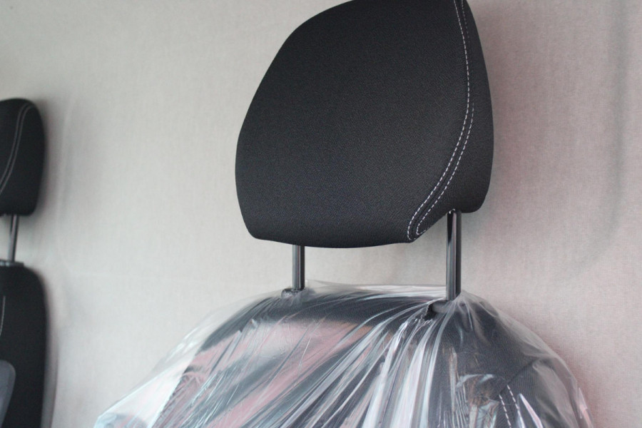 Peugeot Boxer 2.2 BlueHDi 180PK AUTOMAAT L4H2 3.5t HEAVY DUTY | TREKHAAK | PACK WINTER 2: (VERWARMBARE BESTUURDERSSTOEL/VOORRUIT/STANDKACHEL PROGAMEERBAAR) | PAKKET HANDSFREE & CENTRAL GLOVEBOX | ACHTERDEUREN 270° TE OPENEN | VOLWAARDIG RESERVEWIEL | PASSAGIERSSTOEL IN HOOGHTE VERSTELBAAR MET ARMSTEUN EN LENDESTEUN | TECHNO PLUS PAKKET: (10" TOUCHSCREEN MET APPLE CARPLAY EN ANDROID AUTO/CLIMATE CONTROL/EXTRA USB POORTEN/DRAADLOZE TELEFOONLADER/DIGITAAL INSTRUMENTENPANEEL) | NAVIGATIE |