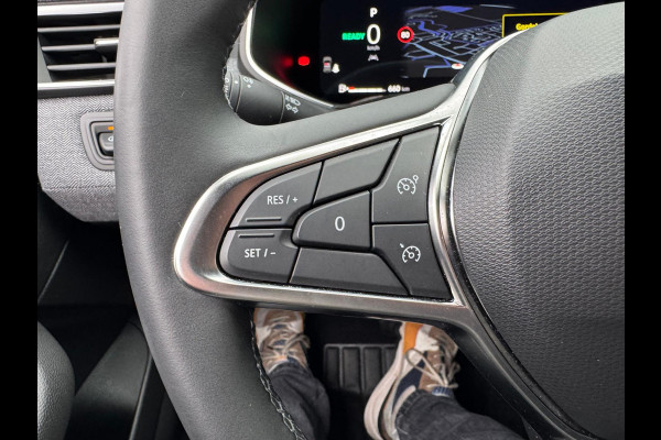Renault Clio 1.6 E-Tech Full Hybrid 145 techno 360 camera / Groot navi / Virtual cockpit