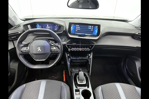 Peugeot e-2008 EV Allure 50 kWh (NAVIGATIE, CARPLAY, CAMERA, STOELVERWARMING, 1e EIGENAAR)