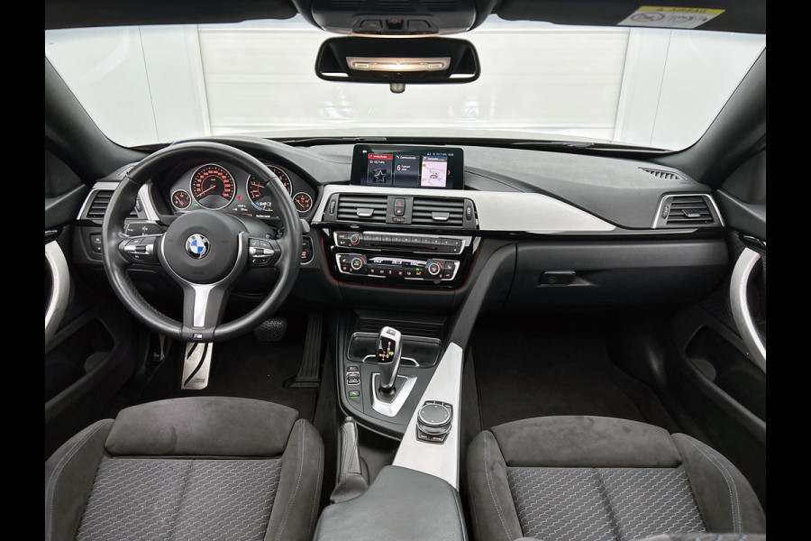 BMW 4 Serie Gran Coupé 418i High Executive (PANORAMADAK, STOELVERWARMING, CARPLAY, DEALER ONDERHOUDEN, GROOT NAVI, SPORTSTOELEN)