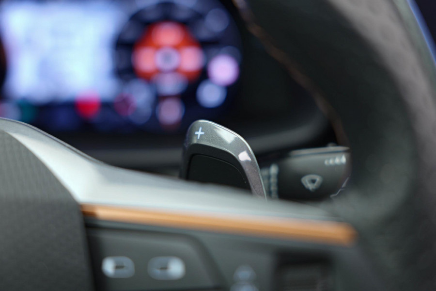 CUPRA Formentor 1.4 e-Hybrid VZ Copper Edition |Pano|Buttons|360|Memory|Dodehoek|Ambient|