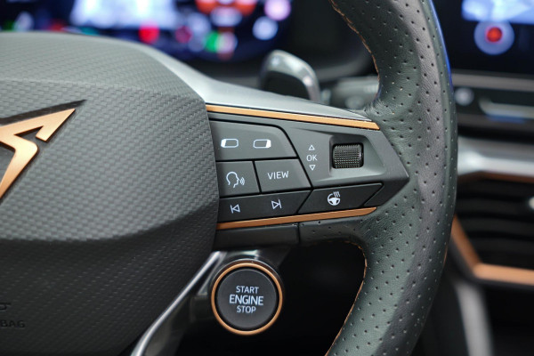 CUPRA Formentor 1.4 e-Hybrid VZ Copper Edition |Pano|Buttons|360|Memory|Dodehoek|Ambient|