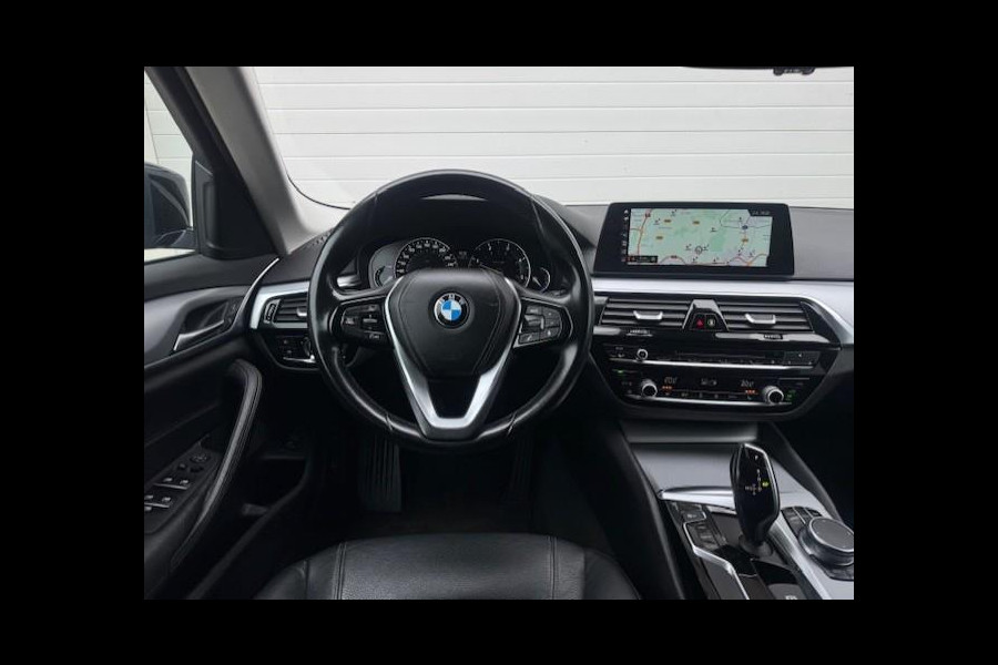 BMW 5 Serie Touring 520d Executive - Trekhaak - Keyless -LED