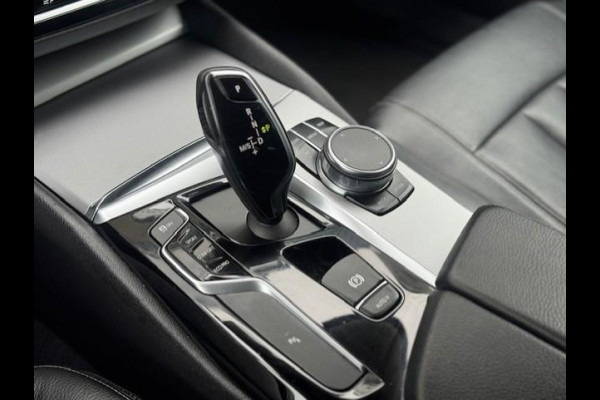 BMW 5 Serie Touring 520d Executive - Trekhaak - Keyless -LED