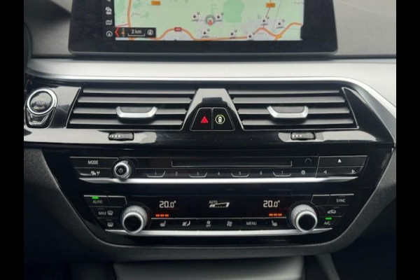 BMW 5 Serie Touring 520d Executive - Trekhaak - Keyless -LED