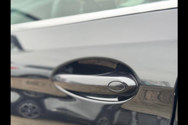 BMW 5 Serie Touring 520d Executive - Trekhaak - Keyless -LED