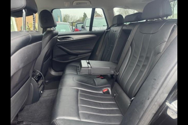 BMW 5 Serie Touring 520d Executive - Trekhaak - Keyless -LED