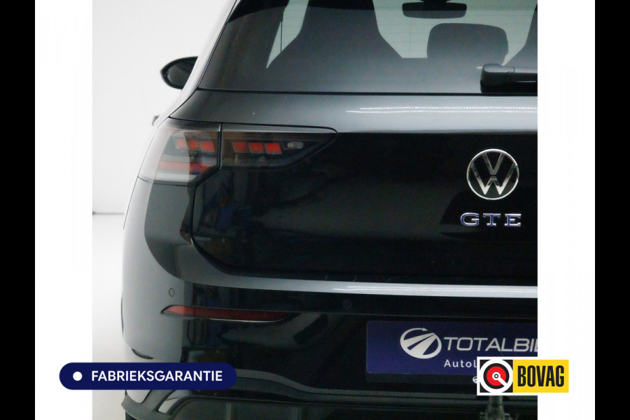 Volkswagen Golf 1.5 eHybrid GTE Black 272 PK automaat | IQ Led | Elec. trekhaak | Headup | Stoel- & stuurverw. | PDC V + A, Camera, App. connect, Navigatie, 131 KM actieradius (WLTP)