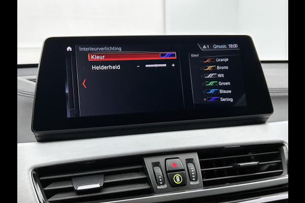 BMW X1 SDrive18i High Executive M Sport (M-PAKKET, SFEER, CAMERA, LED, SPORTSTOELEN, STOELVERWARMING, DEALER ONDERHOUDEN)