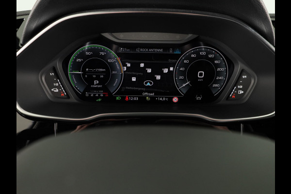 Audi Q3 Sportback 45 TFSI e S Edition 245pk | Parkeercamera | Trekhaak | Navigatie | Keyless entry | 19 inch Lichtmetalen velgen