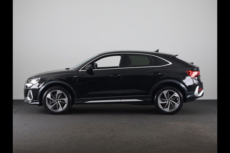 Audi Q3 Sportback 45 TFSI e S Edition 245pk | Parkeercamera | Trekhaak | Navigatie | Keyless entry | 19 inch Lichtmetalen velgen
