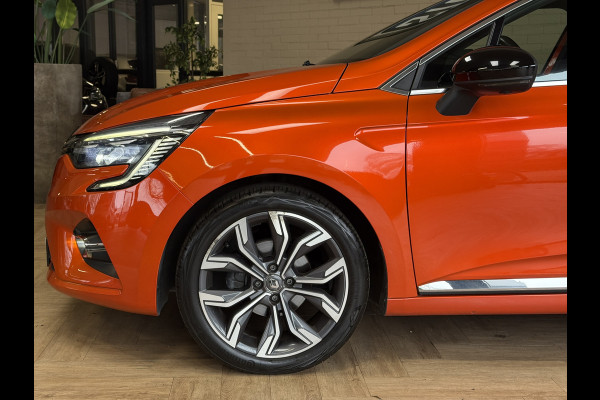 Renault Clio 1.0 TCe 90pk Automaat | Groot Navi | 360 | 17" | PDC V+A | Stoel & stuur verwarming | Keurig nette auto |