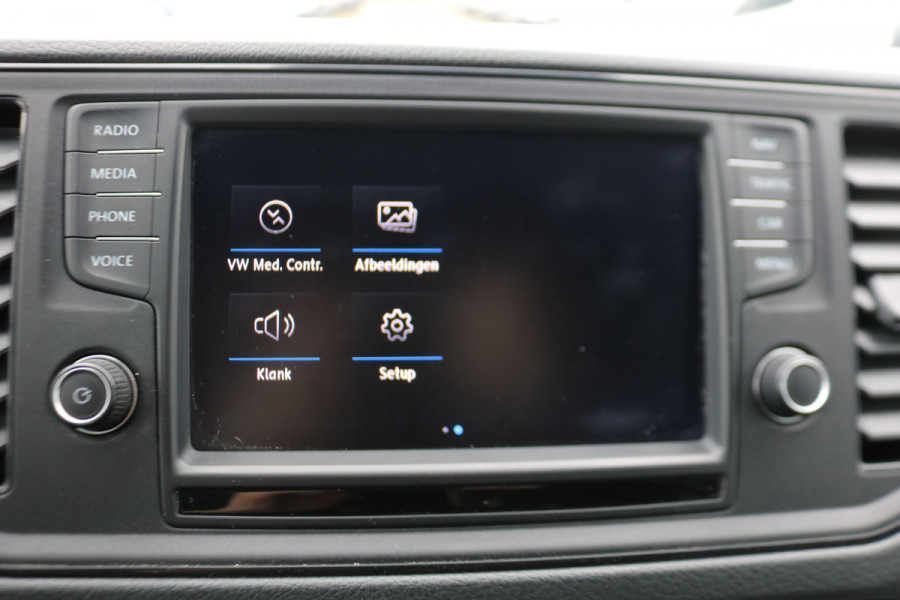 Volkswagen Crafter 2.0 TDI 177pk L3 H3 Automaat Airco Navigatie Camera Trekhaak