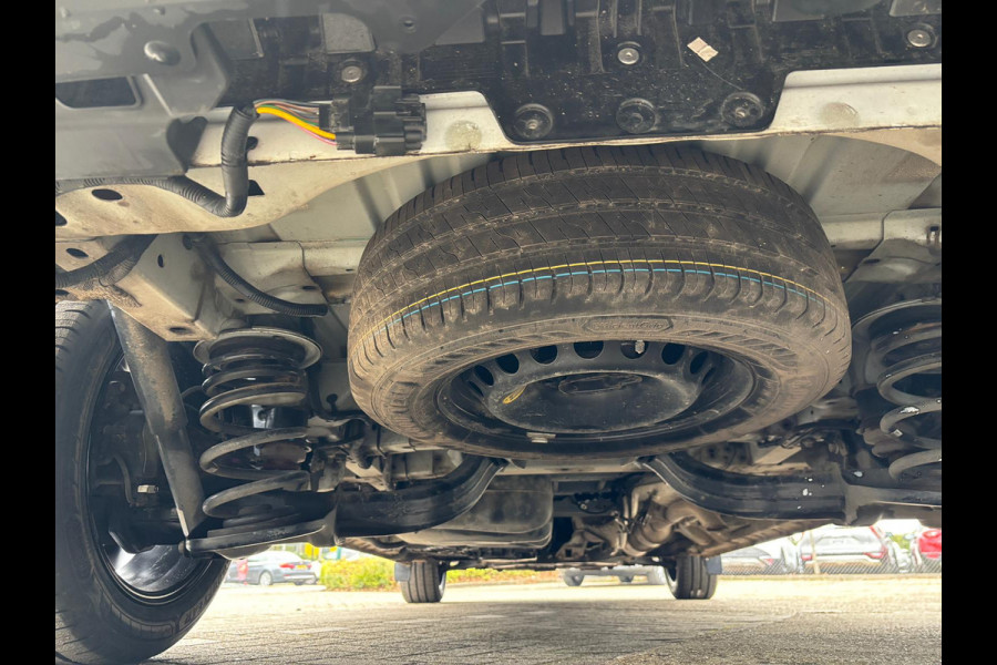 Ford Transit Custom 320L L2H1 Trend 136 PK NIEUW MODEL LICHTMETALEN VELGEN LED AIRCO CRUISE CONTROL CAMERA NAVIGATIE DMV CARPLAY LAADRUIMTE BETIMMERING