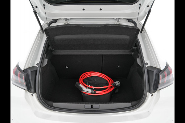 Peugeot e-208 EV GT Pack 50 kWh (3-Fase-11kW) {SOH-86%} (INCL-BTW) *HEATPUMP | PANO | FULL-LED | DIGI-COCKPIT | BLINDSPOT | CAMERA | LEATHER-ALCANTARA | AMBIENTLIGHT | NAVI-FULLMAP | LANE-ASSIST | KEYLESS | DAB | CCS-FASTLOADER | HEATED-SPORTSEATS